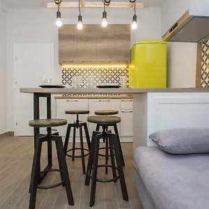 Sunny And Modern 1bdr In The Center Apartment Sofia