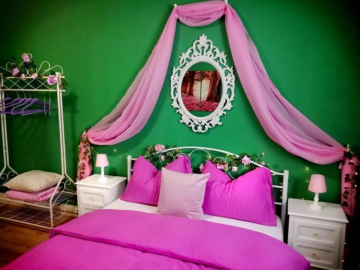 Homestay Lighane'S Studio With Sailor Moon Room Nuremberg